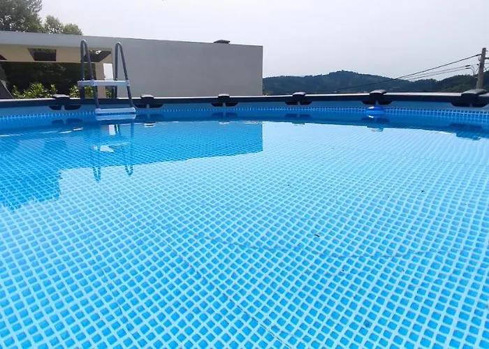 ゲストハウス Casa De Silvares セロリコ・デ・バスト