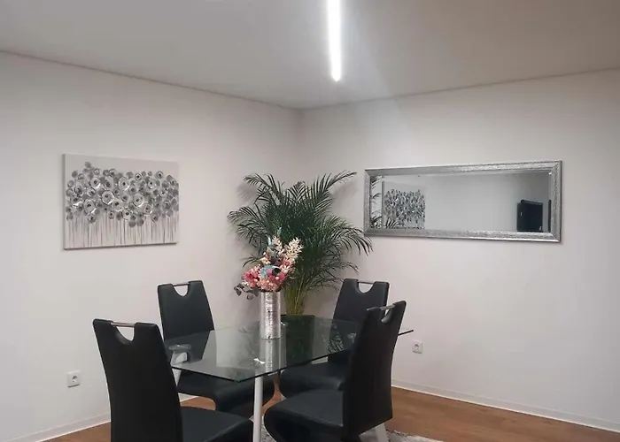 Casa De Silvares 4* セロリコ・デ・バスト